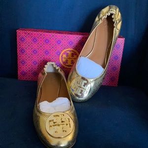 Tory Burch Reva Ballet Metal Logo